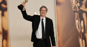 1_063_2202949777-34114257