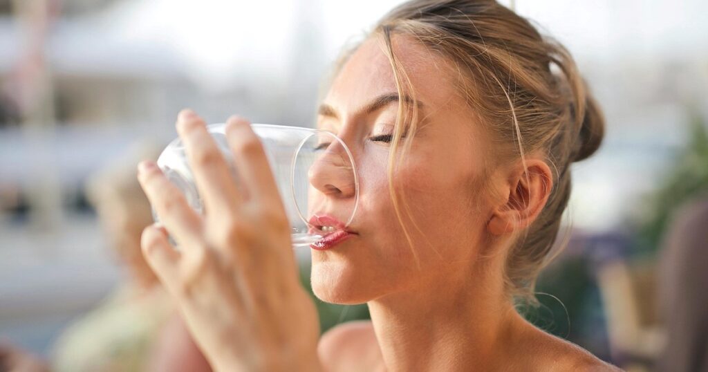 myFi73L4w_1200x630__1