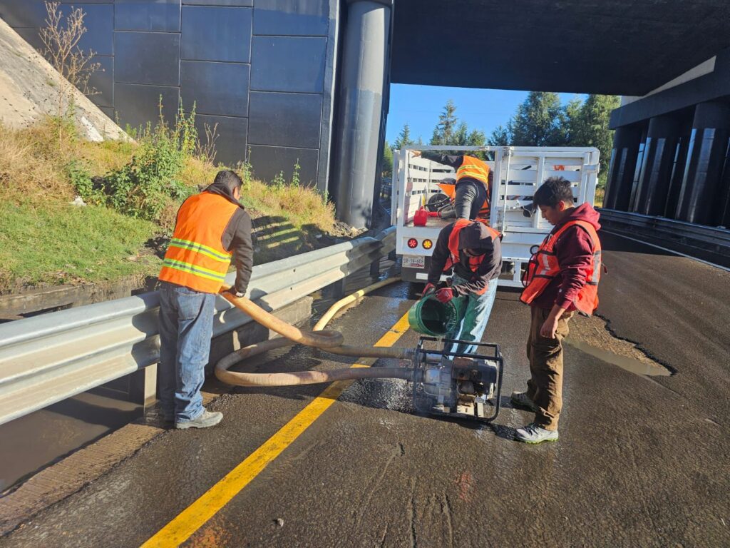 PHOTO-2025-12-23-17-51-33-2