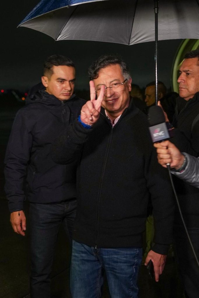 rss-efe85977c30d86614acf2bbe53902cc9b66161995efw-683x1024-1