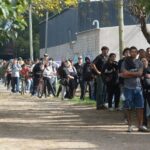 Más de 10 cuadras de fila por 40 puestos laborales en Ezeiza